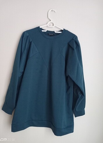 Yeşil sweatshirt 