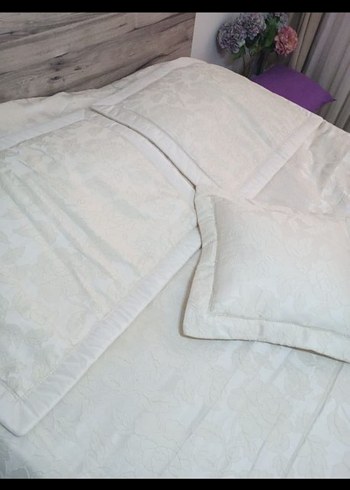 İşlemeli Beyaz Yatak Örtüsü - Görsel 7