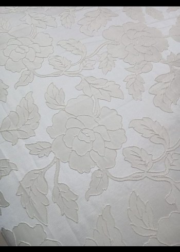 İşlemeli Beyaz Yatak Örtüsü - Görsel 5