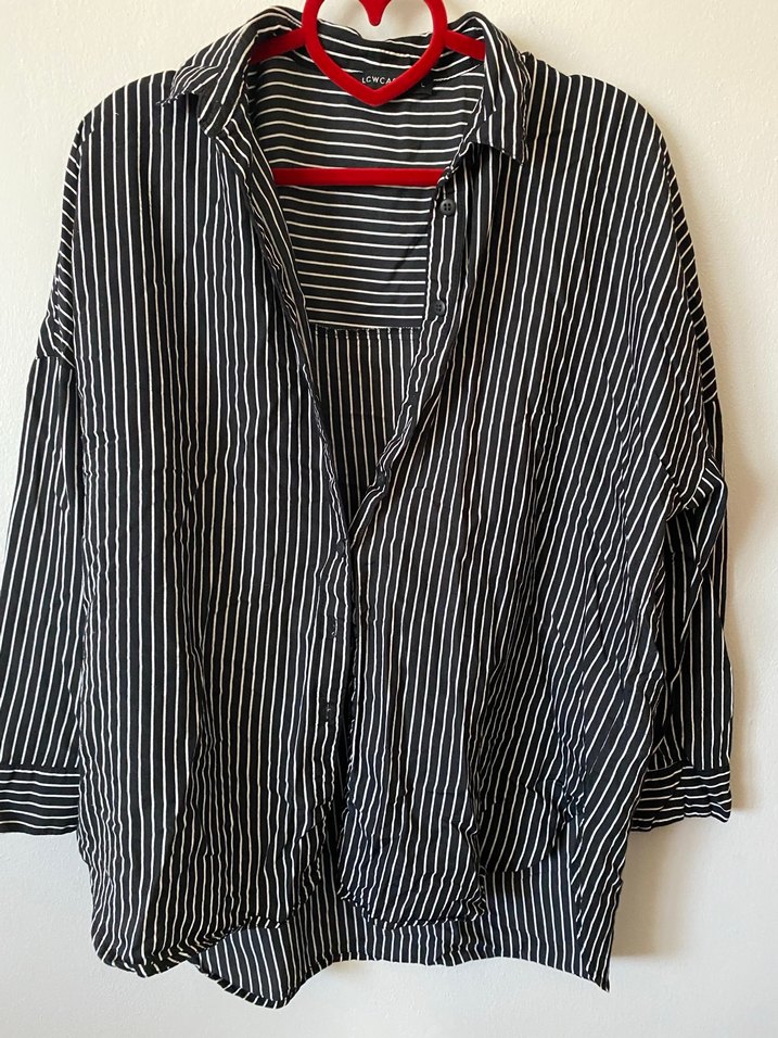 Düğmeli Siyah Çizgili Keten Gömlek - Görsel 3