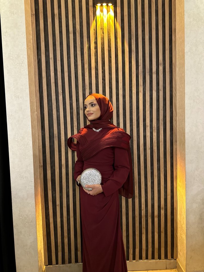 Bordo Drapeli Uzun Kollu Abiye Elbise - Görsel 3