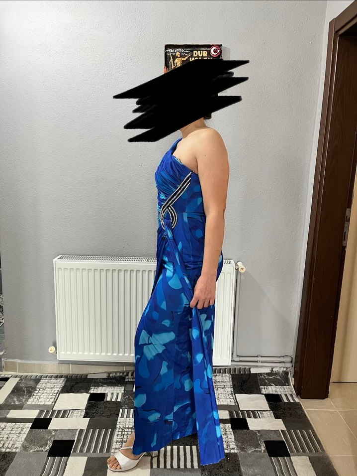 Mavi Asimetrik Askılı Uzun Abiye Elbise - Görsel 3