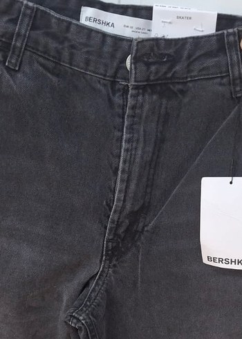 Bershka BERSHKA JEAN ETİKETLİ SIFIR ÜRÜN