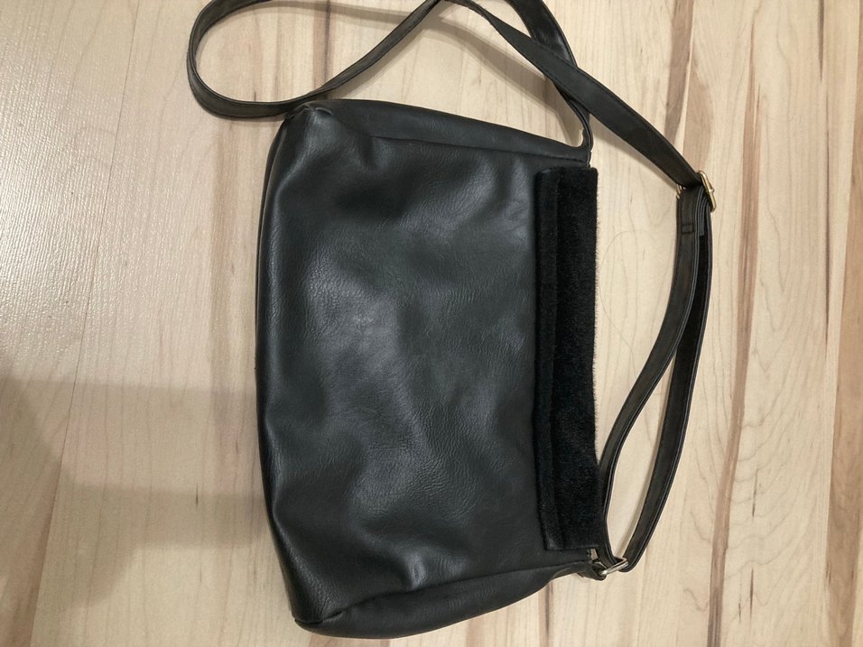 Siyah Deri Tokalı Kadın Çanta - Görsel 3