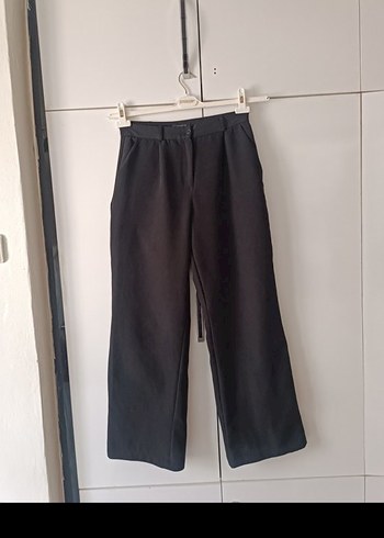 Gri Keten Kumaş Beli Kemerli Kadın Pantolon