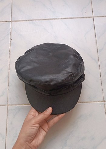 Siyah Deri Biker Şapka