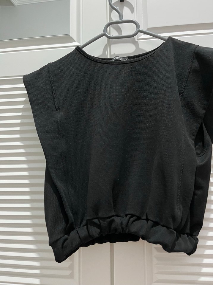 Siyah Kolsuz Drapeli Mini Bluz - Görsel 2