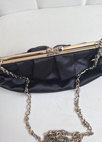 Gri Zincir Detaylı Siyah Kadın El Çantası - Görsel 2