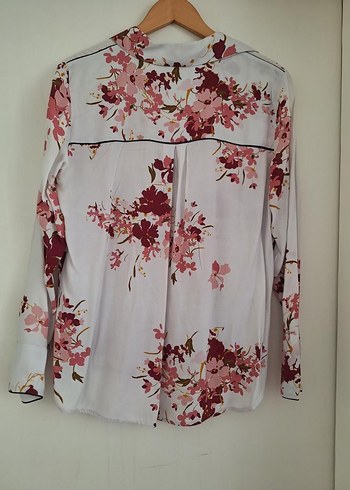 Massimo Dutti Uzun Kollu V Yakalı Desenli Kadın Gömlek