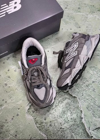 NEW BALANCE 9060 SPOR AYAKKABI