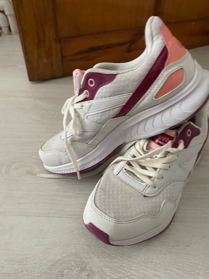 Beyaz Bağcıklı Kinetix Kadın Spor Ayakkabı - Görsel 2