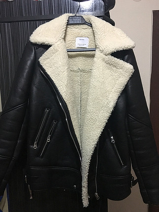 Bershka mont