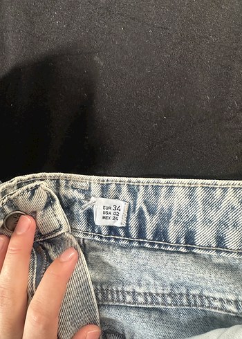 Gri Yırtık Detaylı Salaş Kadın Jean - Görsel 5