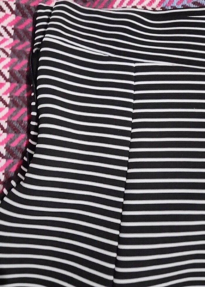 Çizgili midi boy  belden oturmalı etek  - Görsel 2