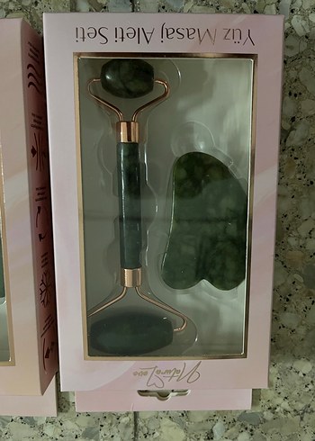 Yüz Masaj Aleti Seti Siyah Taşlı adet - Görsel 3