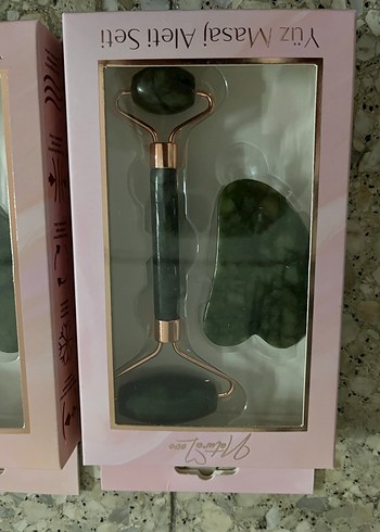 Yüz Masaj Aleti Seti Siyah Taşlı adet - Görsel 2