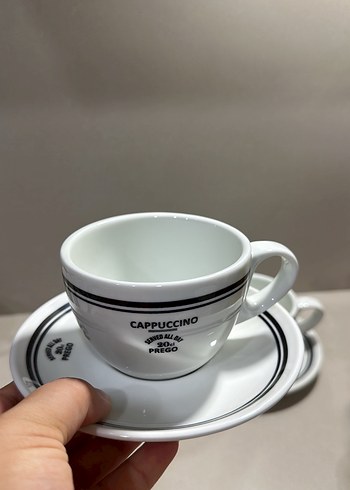 Beden Beyaz Cappuccino Fincanı ve Tabağı