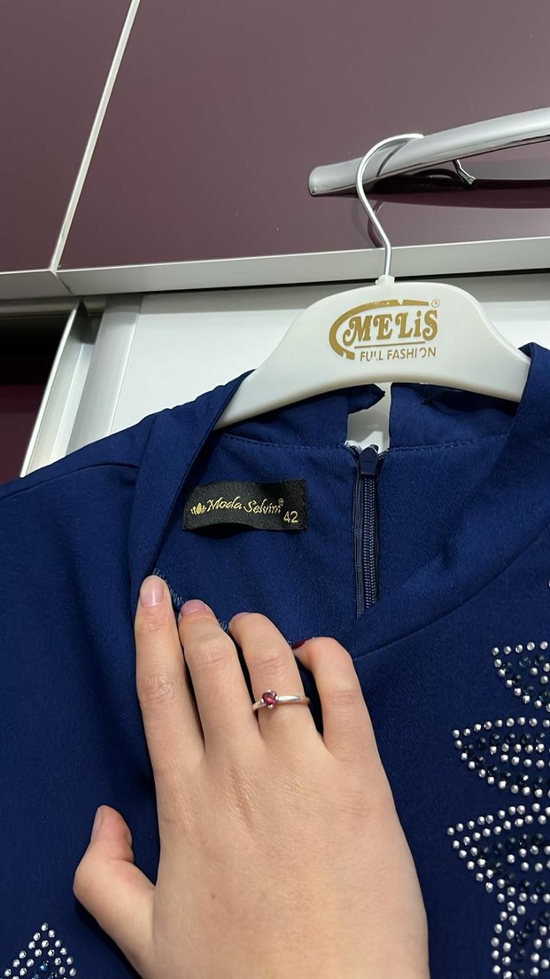 Düğmeli Nakışlı Uzun Kollu Mavi Abiye Elbise - Görsel 4