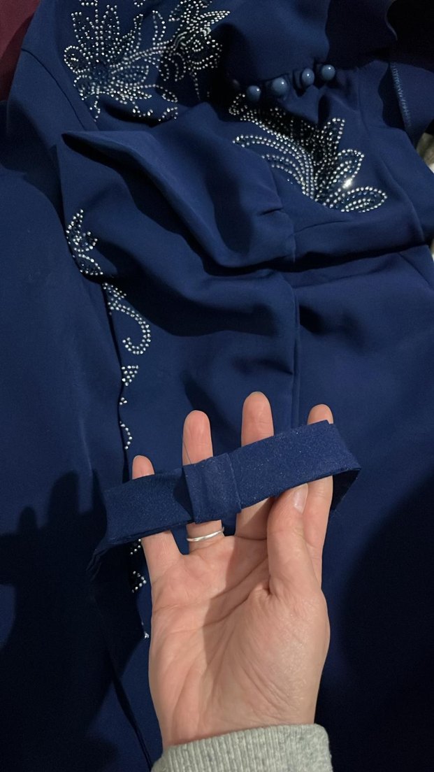 Düğmeli Nakışlı Uzun Kollu Mavi Abiye Elbise - Görsel 5