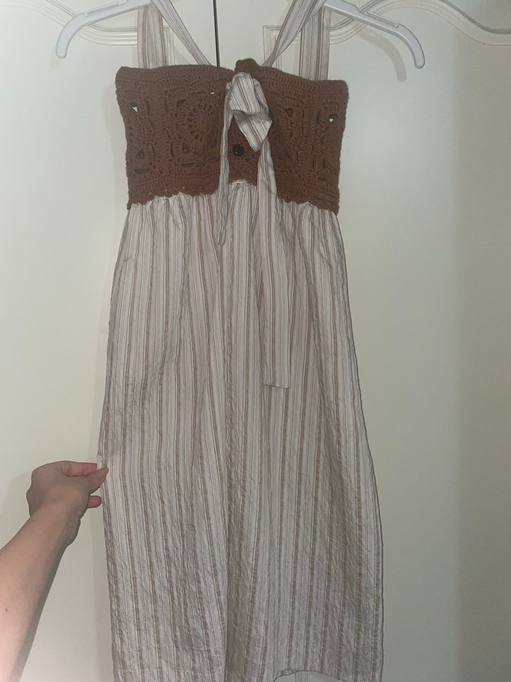 Dantel Detaylı Bej Bohem Midi Elbise - Görsel 2