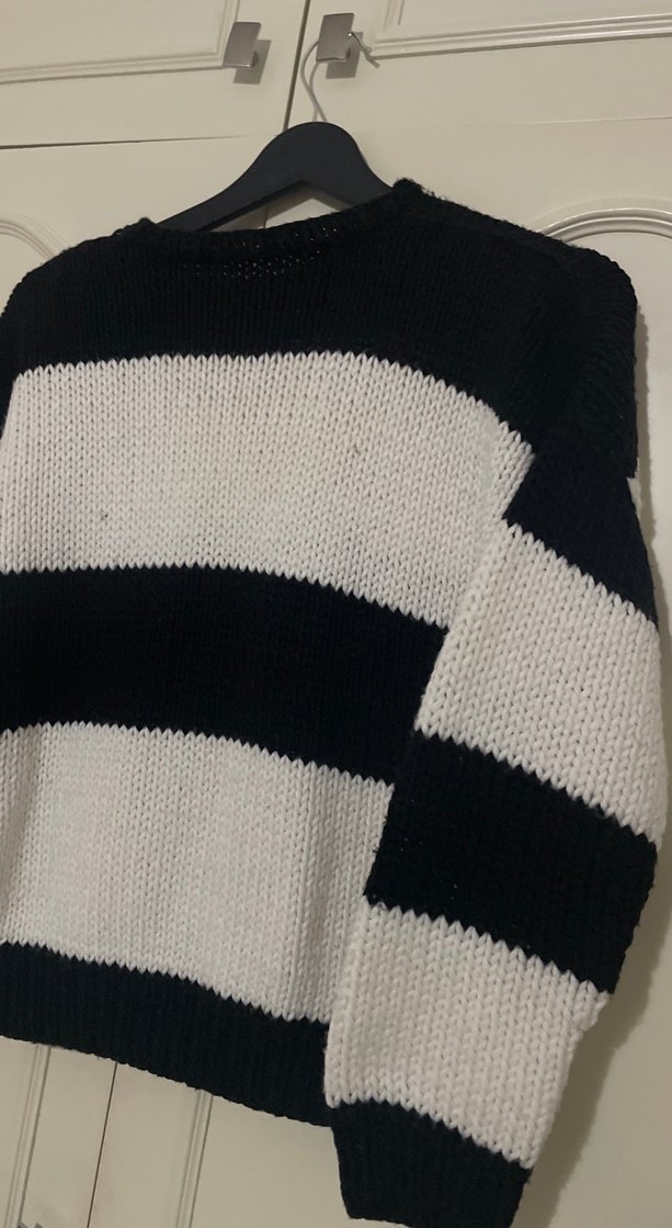 Siyah Gri Çizgili Örgü Kadın Kazak - Görsel 2