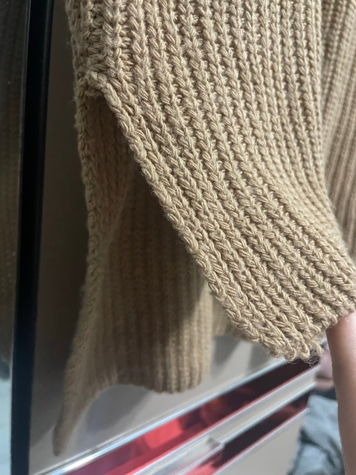 V Yaka Bej Örgü Süveter - Görsel 4