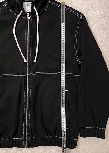 Bershka Siyah Kapüşonlu Fermuarlı - Görsel 6