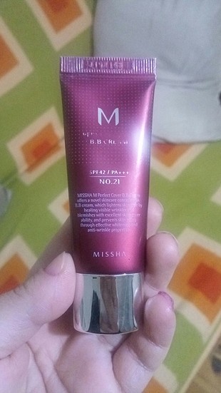 universal Beden missha bb krem 20 ml