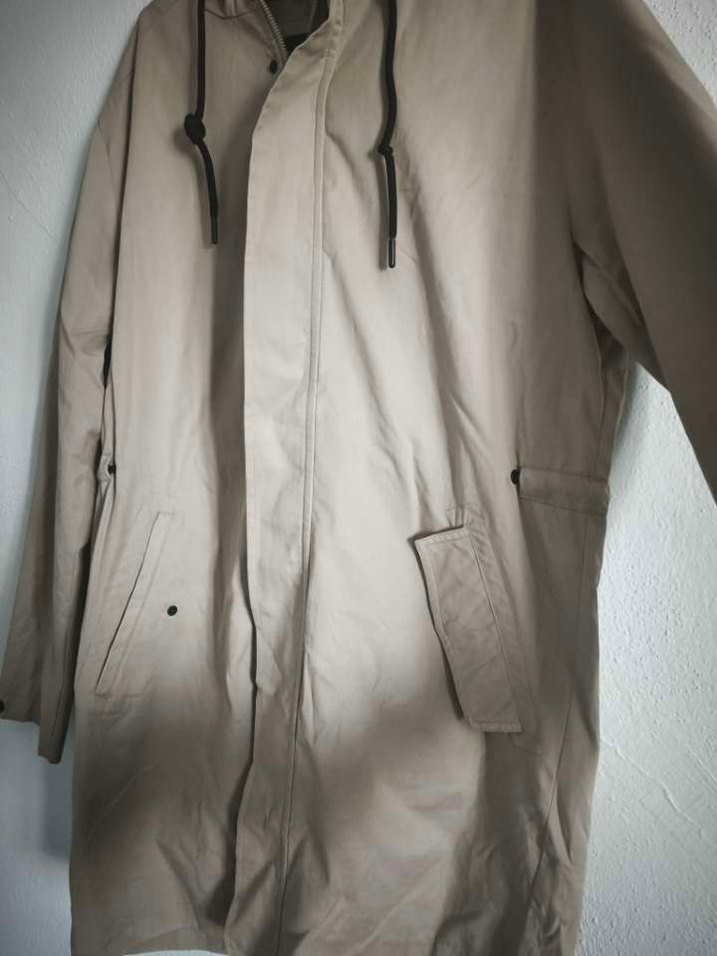 Bej kadın yağmurluk - Minimalist Stil - Görsel 5