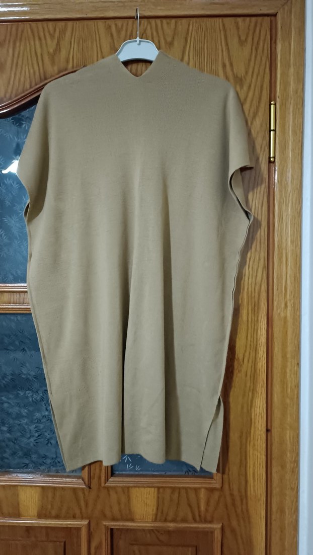 V Yaka Bej Rahat Kesim Triko Elbise - Görsel 2