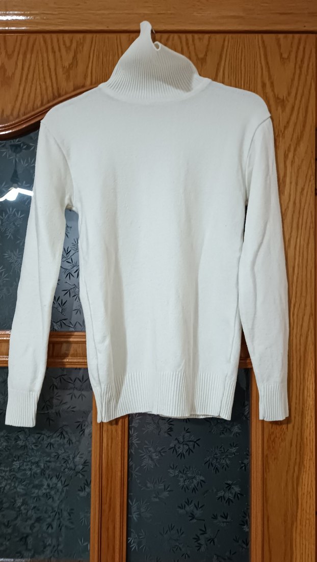 Beyaz Kadın Boğazlı Triko Kazak - Görsel 3