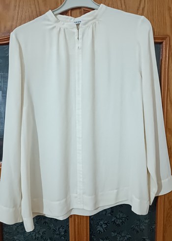 Beyaz Kadın Gömlek ADET FİYATI 200 TLDİR 3 LÜ ALIMDA 500 TLDİR - Görsel 5