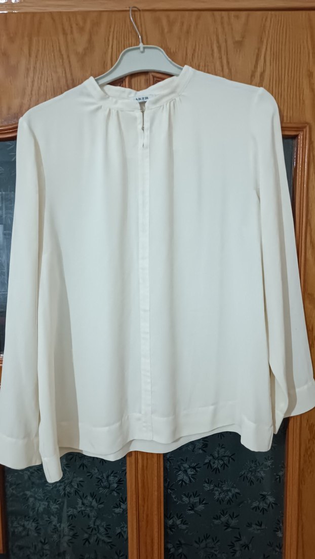 Beyaz Kadın Gömlek ADET FİYATI 200 TLDİR 3 LÜ ALIMDA 500 TLDİR - Görsel 5