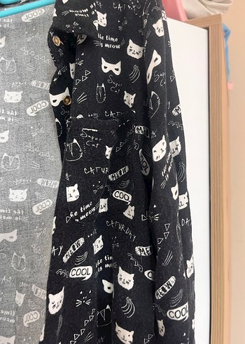 Uzun Kollu Gri Baskılı Kedi desenli gömlek - Görsel 2