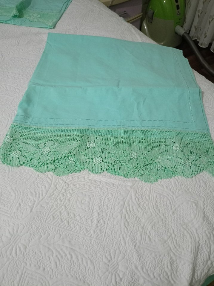 Nakışlı Beyaz ve Pastel Renkli Yatak Örtüsü - Görsel 5