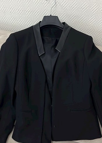 Que Siyah Saten Detayli Que Blazer