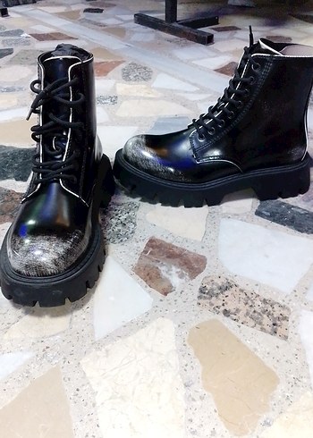 Siyah Rugan Deri Stiletto Topuklu Bot - Görsel 3