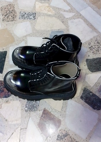 Siyah Rugan Deri Stiletto Topuklu Bot - Görsel 2