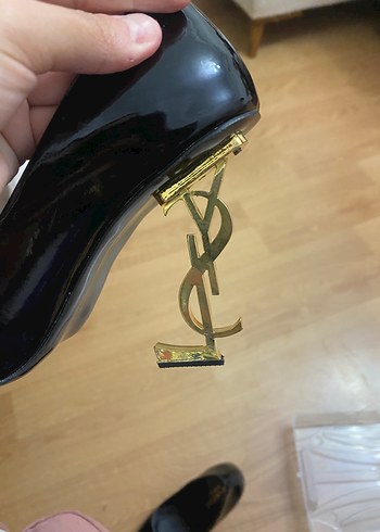 36 Beden Siyah Rugan Stiletto Topuklu Kadın Ayakkabı