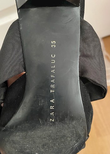 36 Beden Siyah Stiletto Topuz Detaylı Kadın Akşam Ayakkabısı