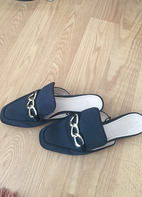 H&M zincirli terlik - Görsel 3