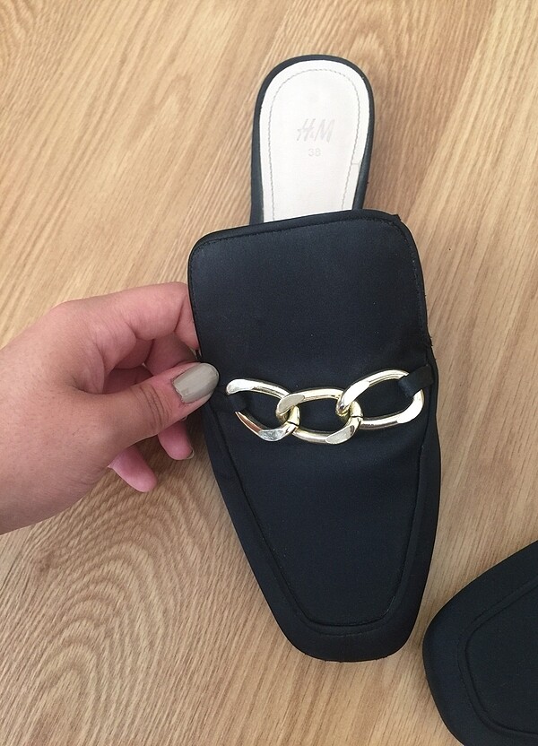 H&M zincirli terlik - Görsel 4