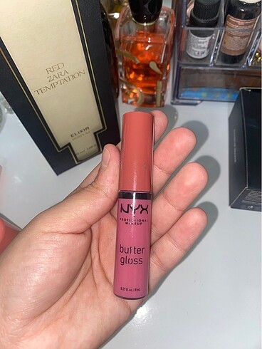 Nyx lipstick