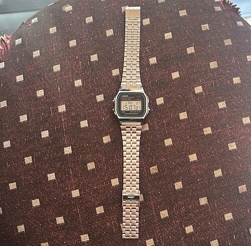 Casio saat kolçağı