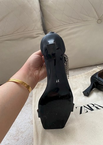 Taşlı topuklu ayakkabı - Görsel 6