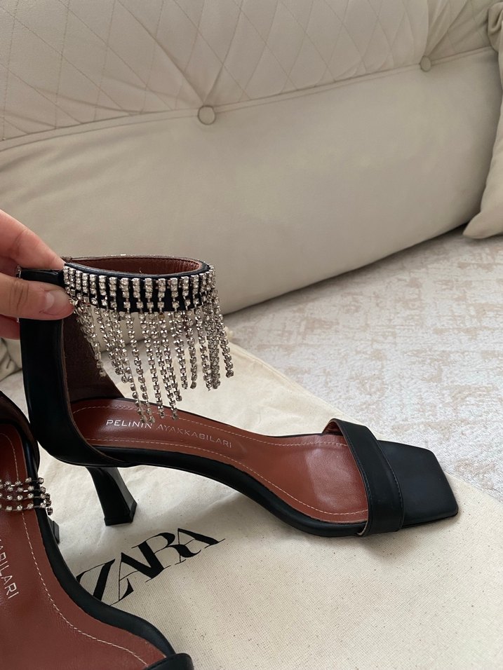 Taşlı topuklu ayakkabı - Görsel 5