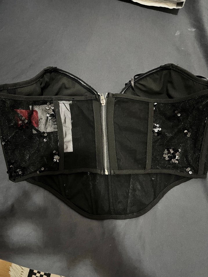 Forever21  Nakışlı Siyah Gotik Straplez Büstiyer - Görsel 3