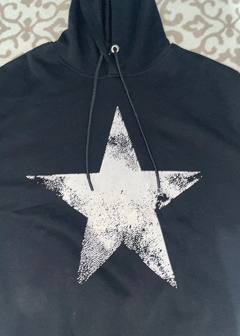 yıldız Detaylı Siyah Baskılı Sweatshirt