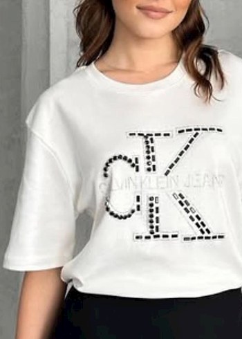 Beyaz Mini Loose Fit Sequinsli Tişört