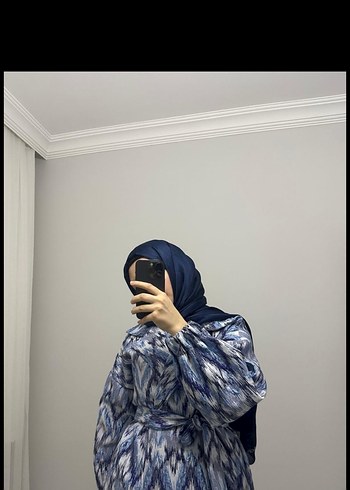 Brokar Abaya